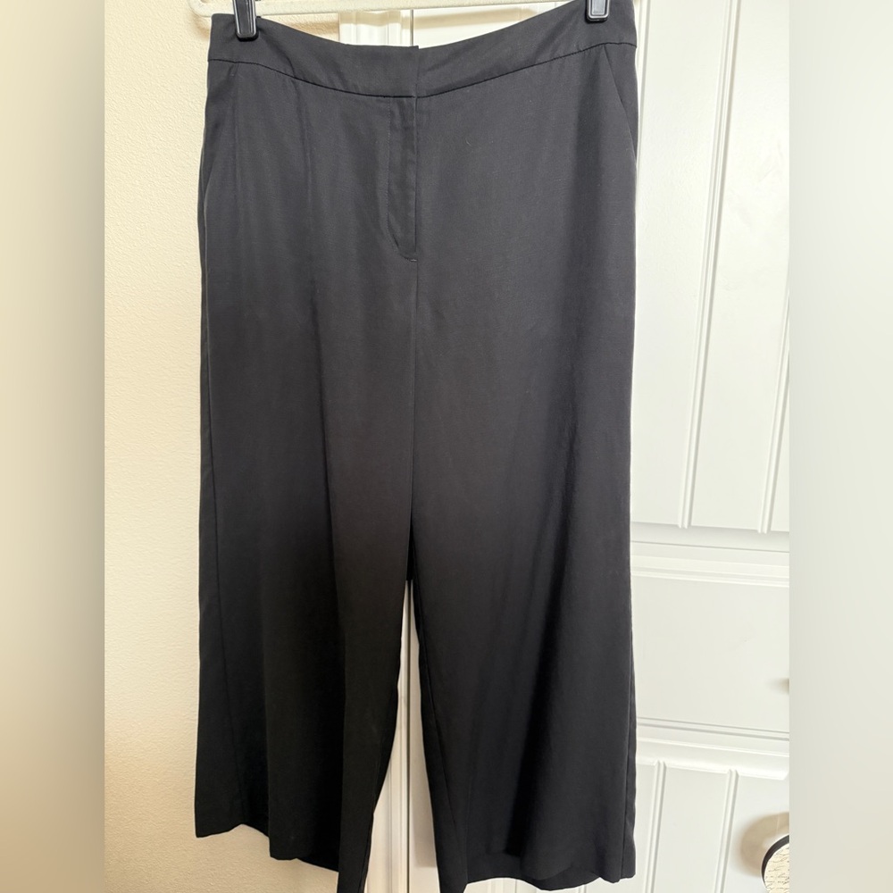 LOFT Black Wide Cropped Leg Pants Size 10